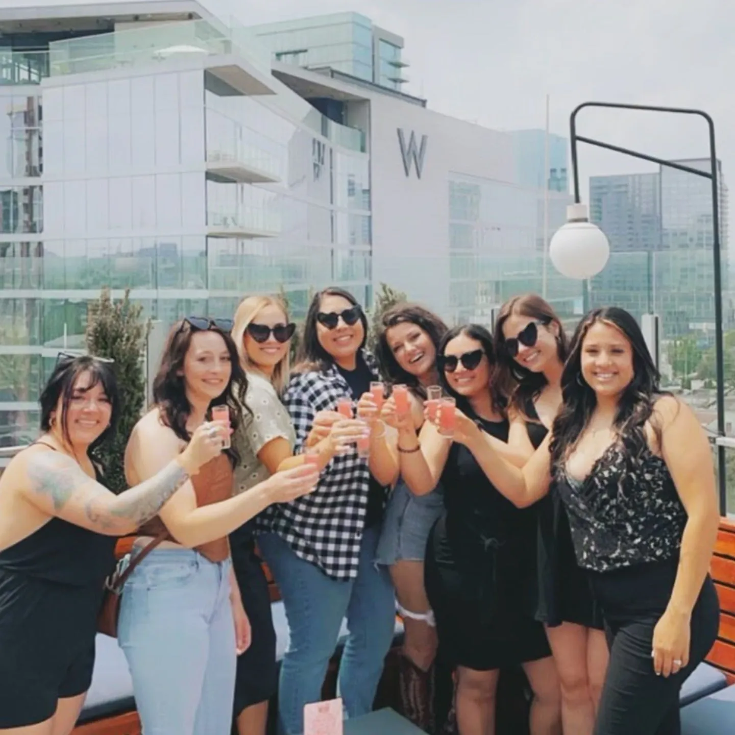 Walking Tour with Sip n' Shop Nashville Tours